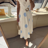 Lorena - Vestido midi para mulher com bolinhas e decote em V